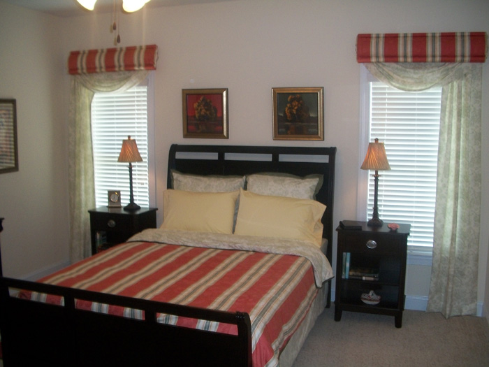 Faux Wood Blinds (Bedroom)