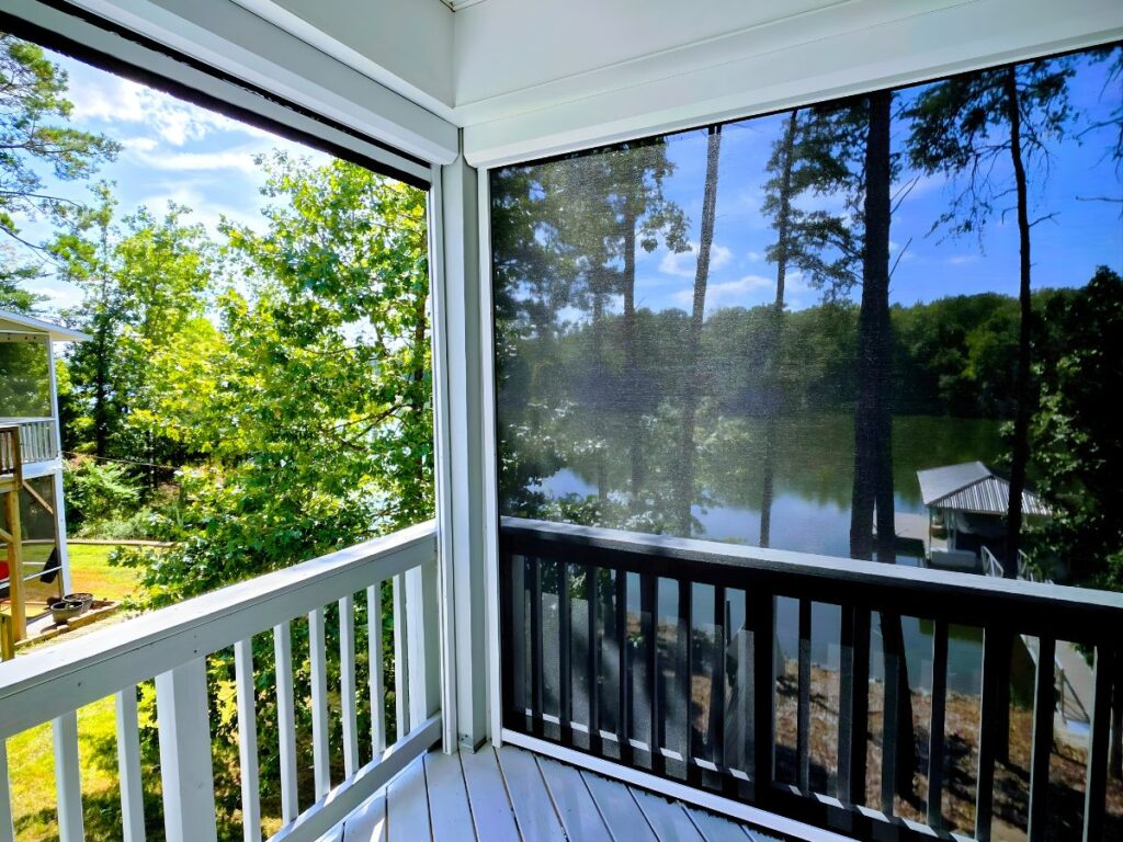 Outdoor Motorized Screens